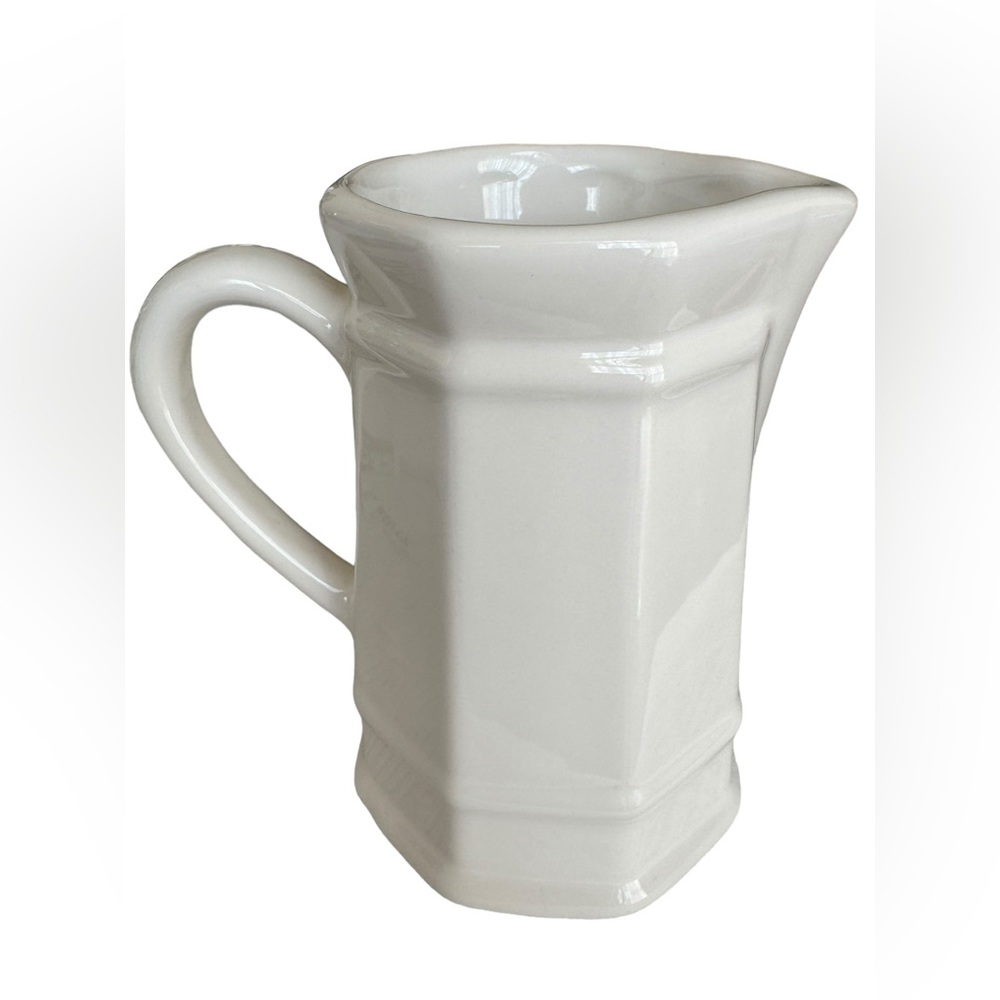 Pfaltzgraff Heritage White Creamer/Mini Pitcher, 12 Oz. Replacement Piece EUC